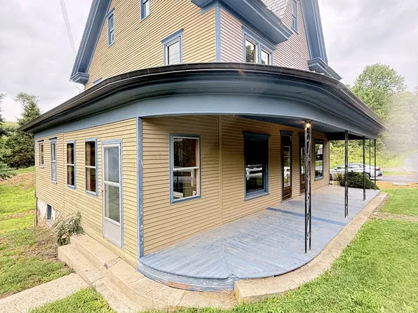 761 Small Cut Rd, Dalmatia, PA 17017