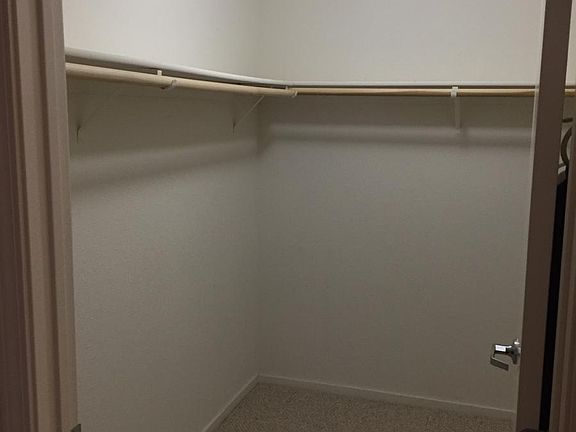 walk-closet