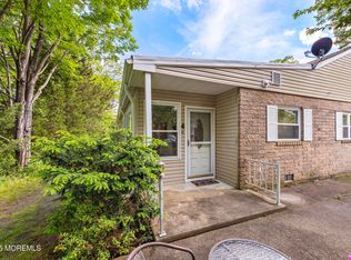 4C Willow Rd, Toms River, NJ 08753