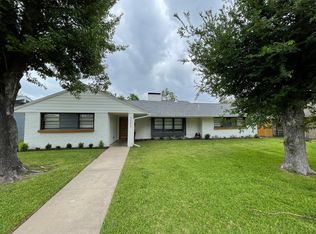 3324 Darvany Dr, Dallas, TX 75220