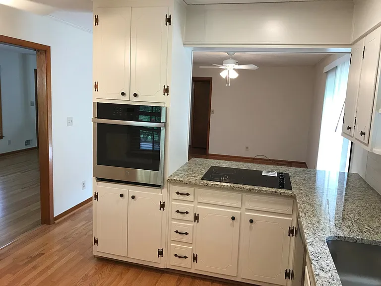 1321 Mary Dale Dr SW — Photo 7