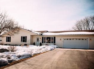 721 Roosevelt Rd, Twin Lakes, WI 53181