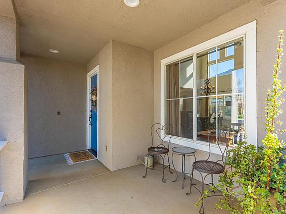 4th image of 724 Wisteria Dr