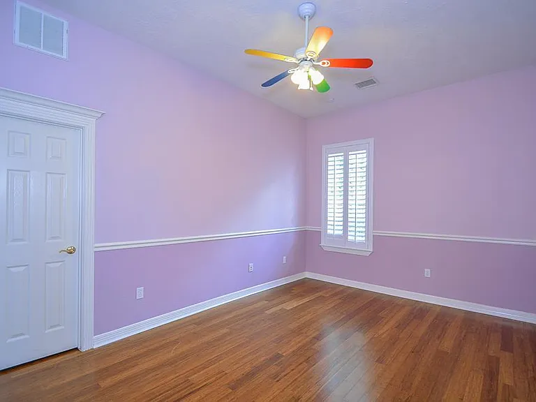 2326 Walnut Bend Ln — Photo 23