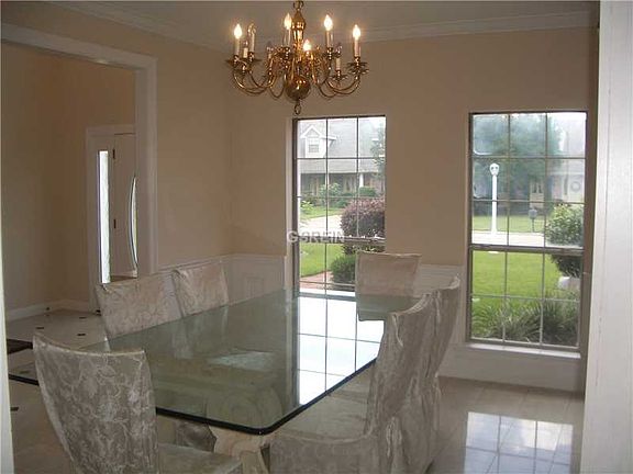 3rd image of 93 Chateau Mouton Dr
