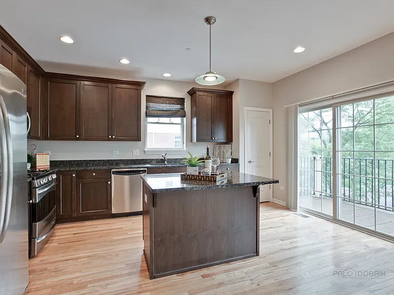 1194 Danforth Ct — Photo 14