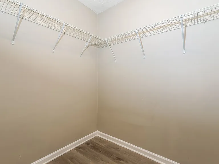 527 Brookfield Way — Photo 11