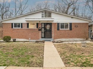 1145 Glenside Ln, Saint Louis, MO 63130