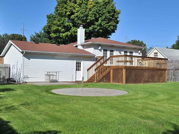 4th image of 23320 Broadwood Dr
