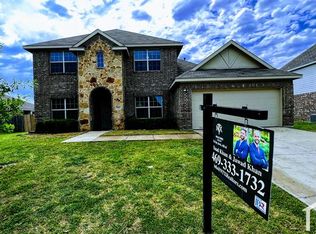 3002 Limestone Cir, Forney, TX 75126