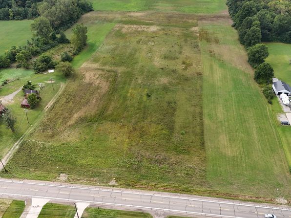 26731 Pennsylvania Rd, Brownstown, MI 48174