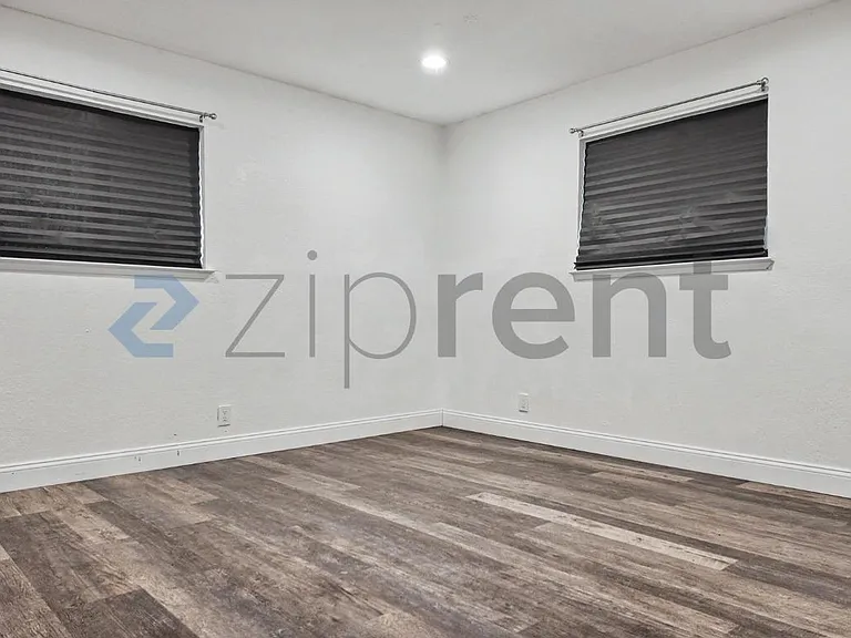 3422 9th Ave — Photo 32