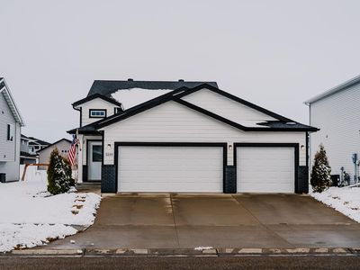 5230 10th St W, West Fargo, ND, 58078