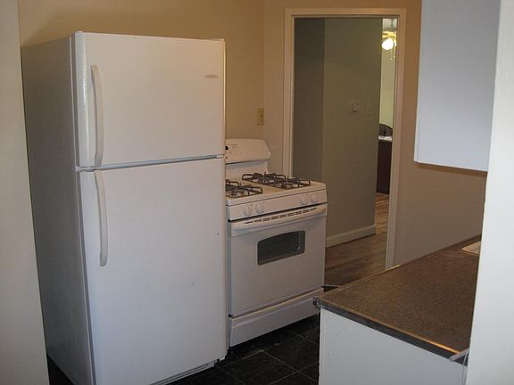 3rd image of 2127 Coburn Blvd