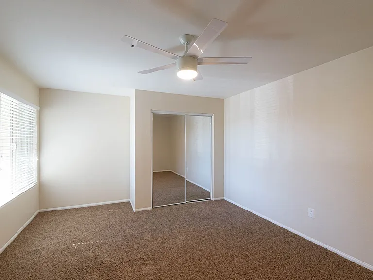 Santa Fe Apartments II — Photo 71
