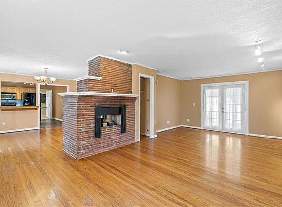 5th image of 7908 Hardy Ave