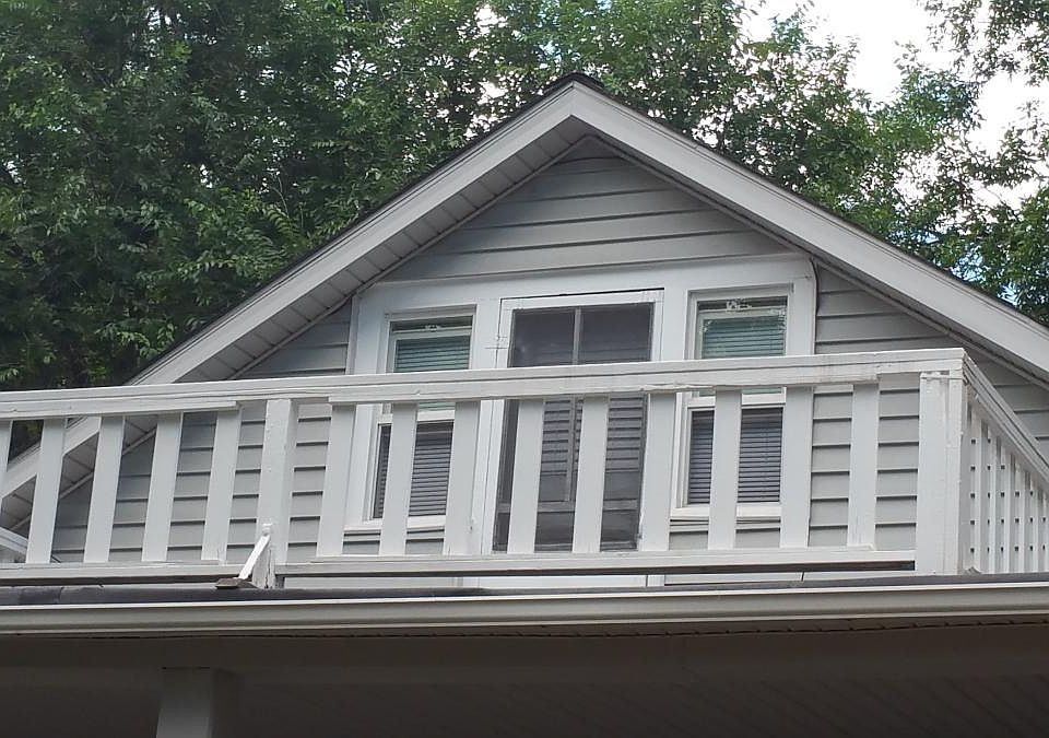Private deck off bedroom