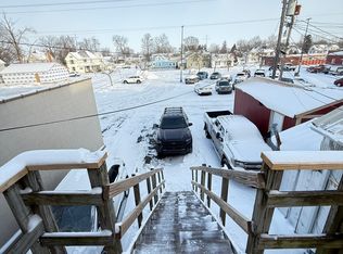 121 W Plymouth St #B, Bremen, IN 46506