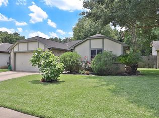 2622 Old Fort Rd, Sugar Land, TX 77479