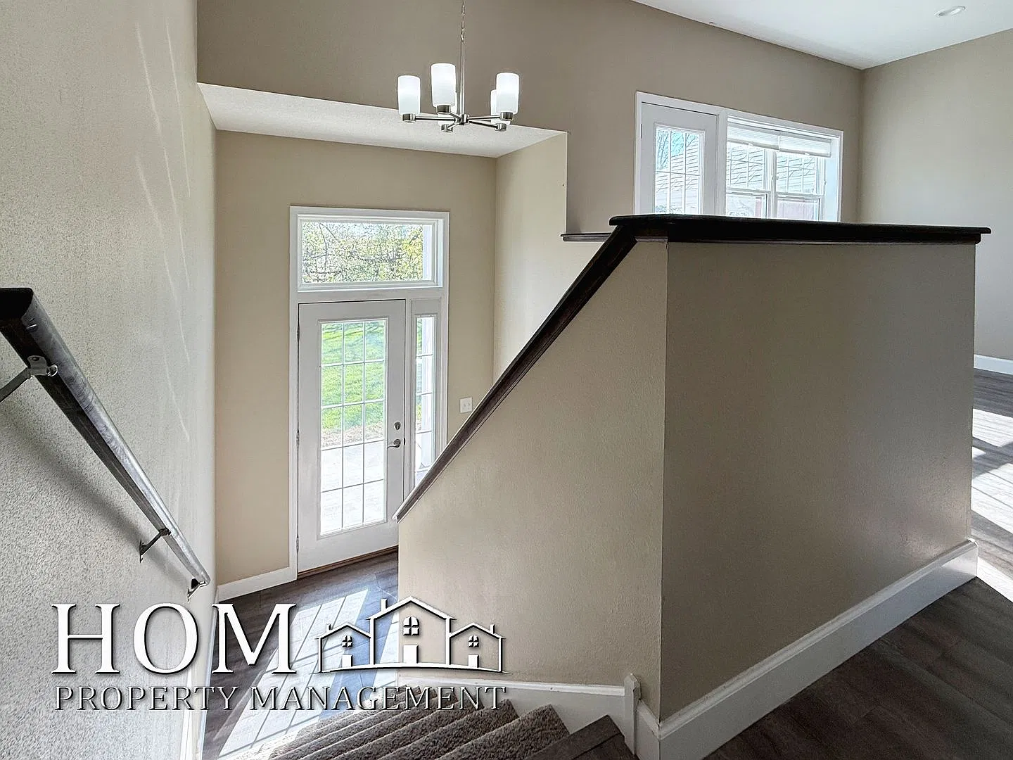 4 Bedroom/2.5 Bathroom Townhome — Photo 2