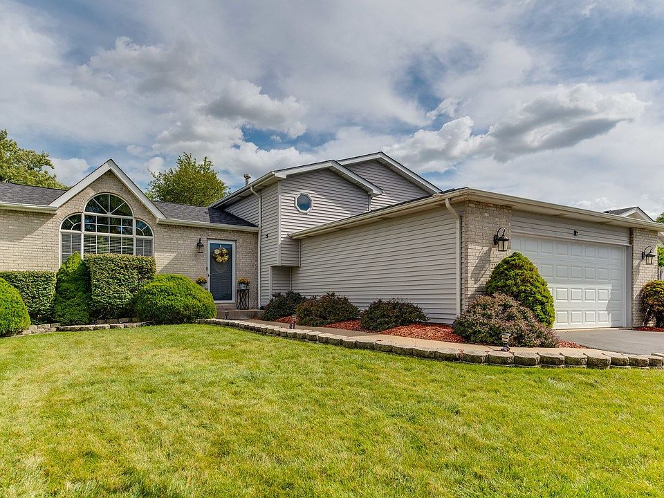 1st image of 22521 Plum Creek Dr