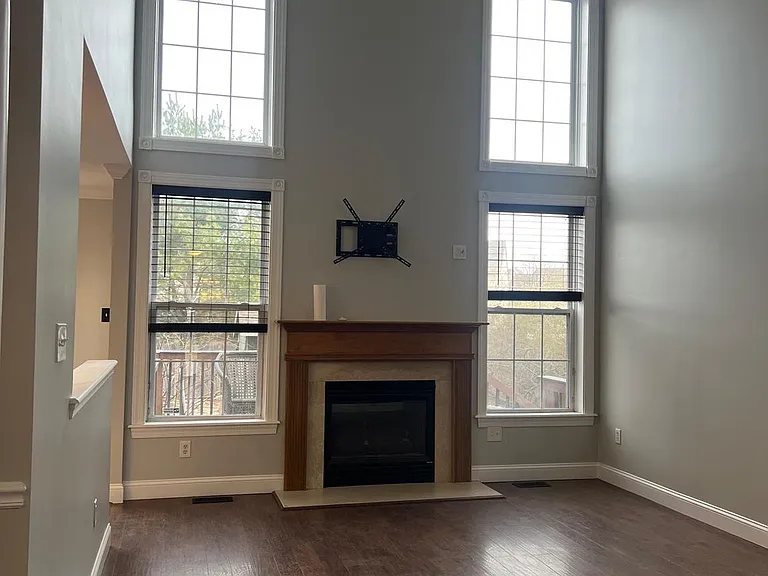 122 Wilson Ln — Photo 6