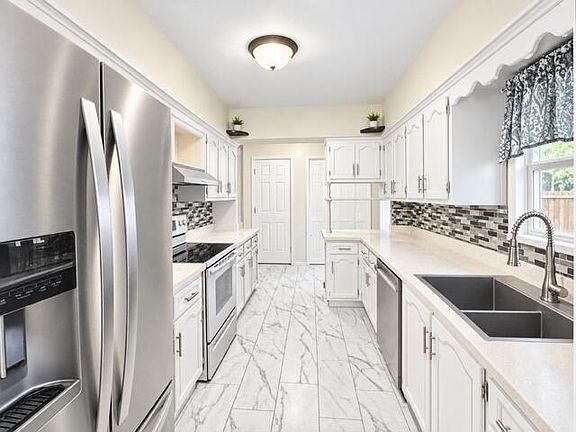 4th image of 700 Kingston AVENUE