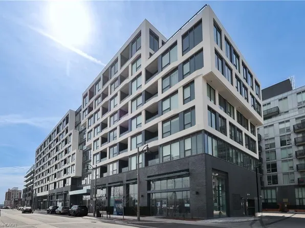 2450 Old Bronte Rd #716, Oakville, ON L6M 5P6