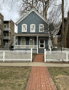 1906 Orrington Ave, Evanston, IL, 60201