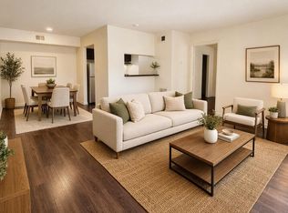 8100 Creekbend Dr APT 157, Houston, TX 77071