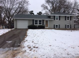 331 110th Ln NW, Coon Rapids, MN 55448