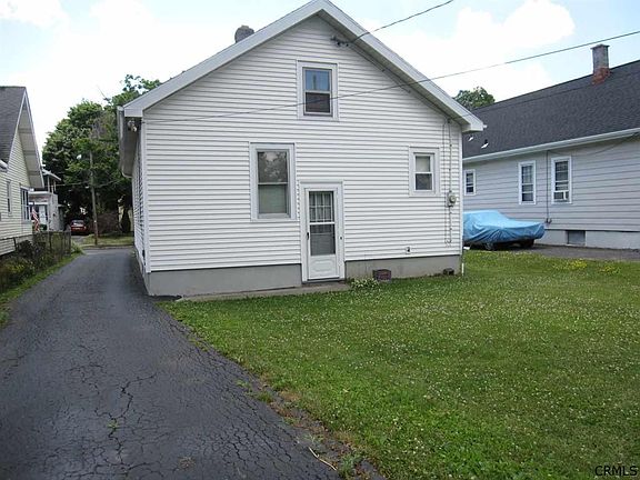 3rd image of 33 Dartmouth St