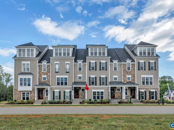 3484 Rowcross St, Crozet, VA 22932