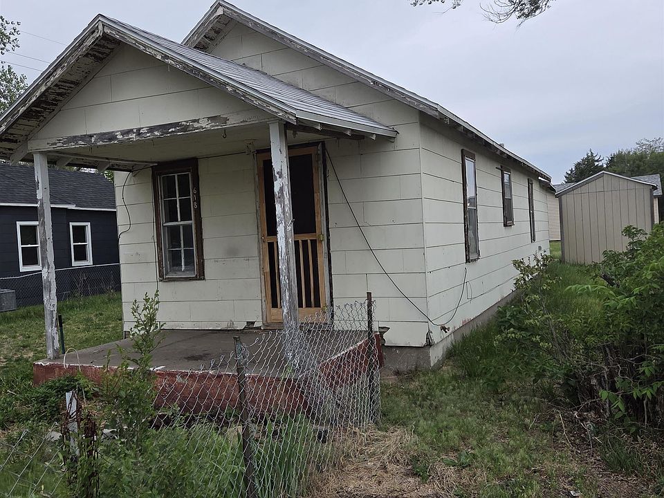 1st image of 618 N Jefferson