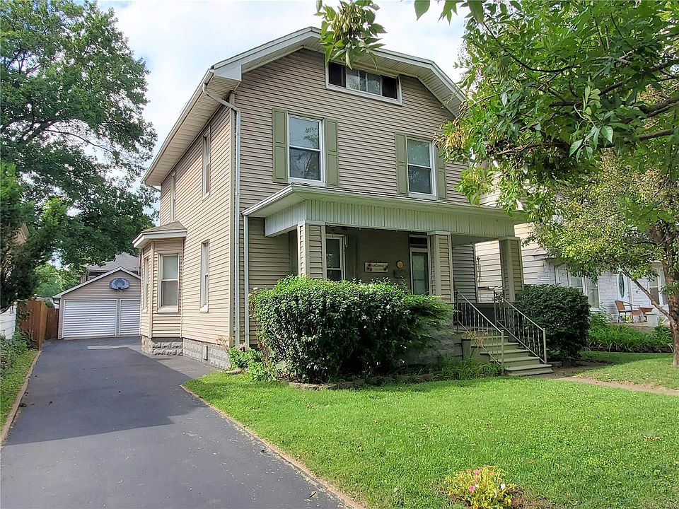 1st image of 2405 Grand Ave