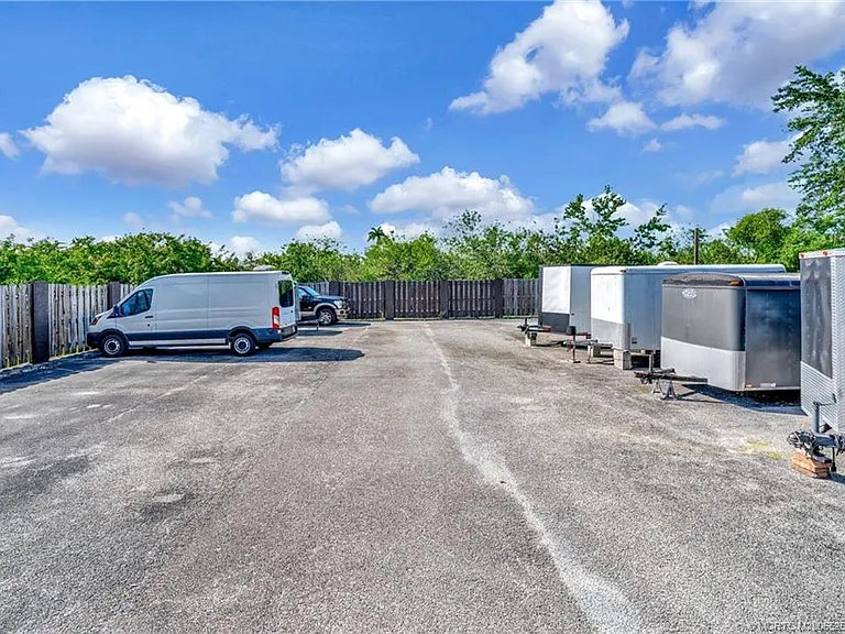 511 SW South River Dr #207 — Photo 63