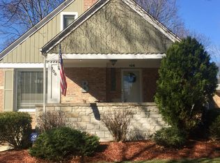 106 S Blanchard St, Wheaton, IL