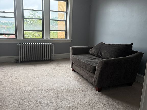 2nd image of 694 Washington Rd APT I