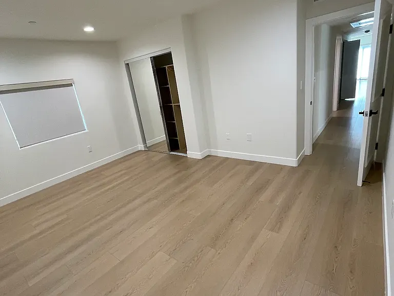 1146 N Hacienda Pl #4 — Photo 4