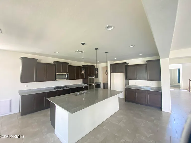 22868 E Desert Hills Dr — Photo 5