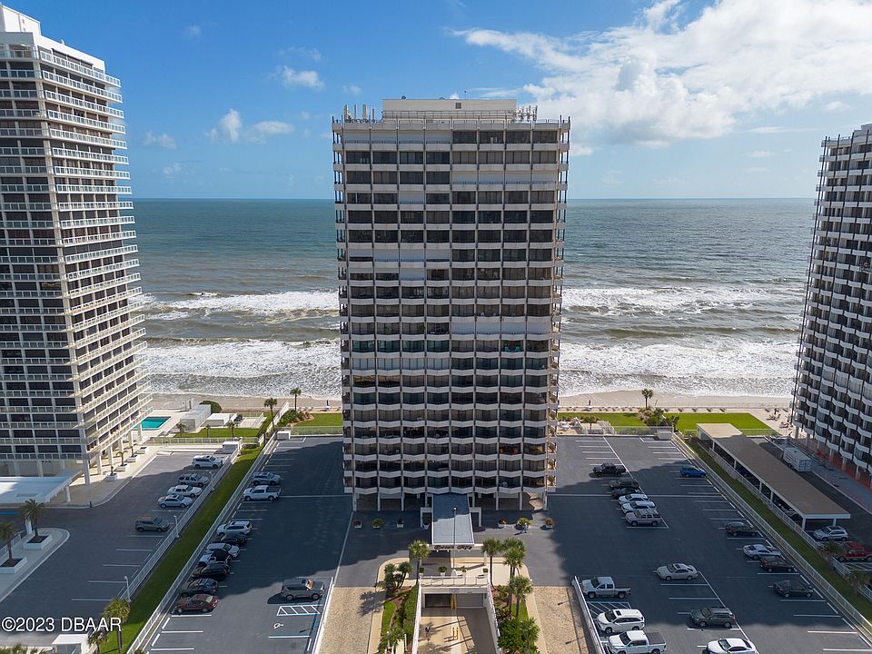 Rare 4 Bd / 3 Ba 2,900+ Sq ft Oceanfront Luxury Condo w Huge Balcony &  Grill - Daytona Beach Shores