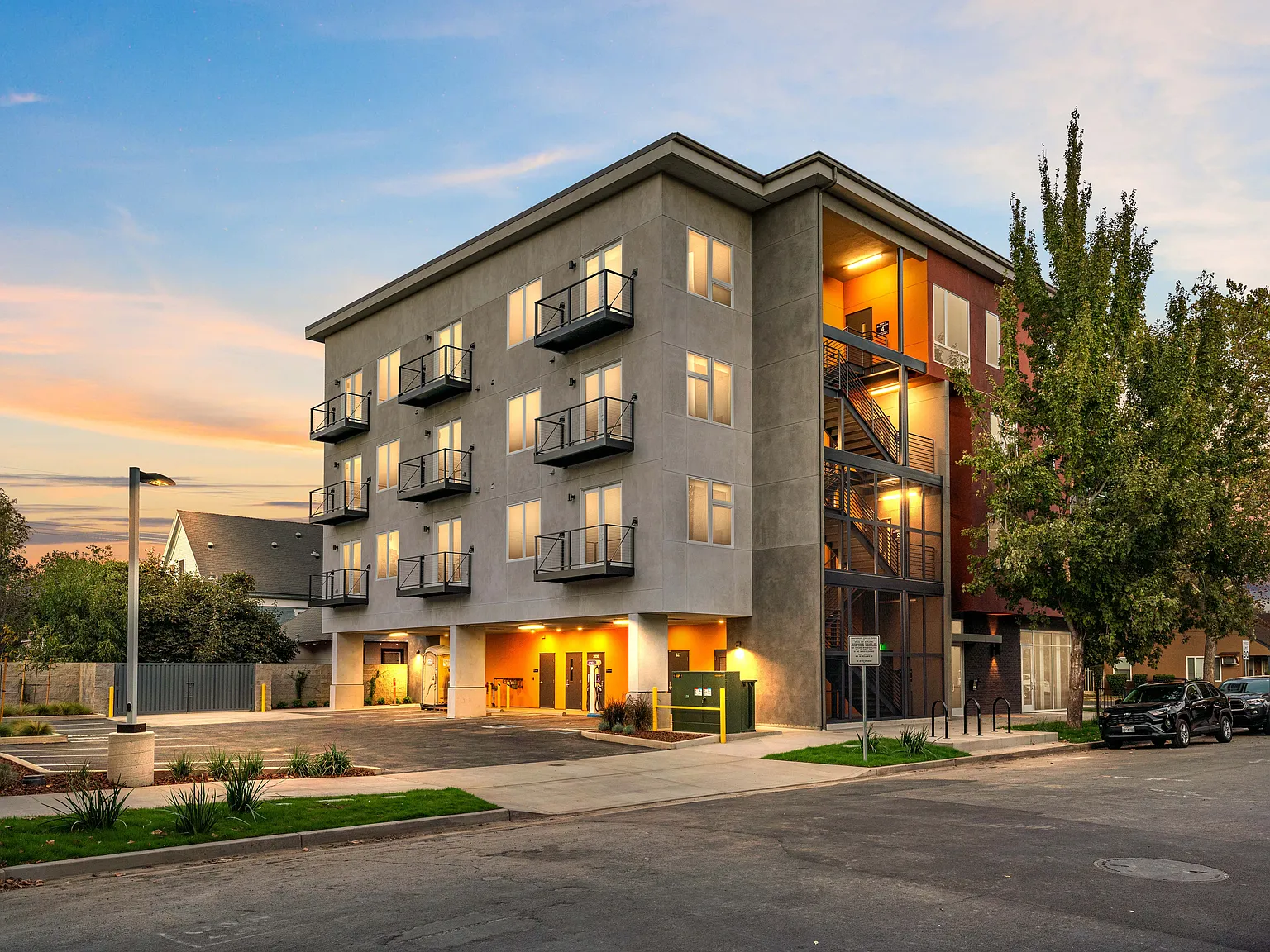 1 bed, 683 sqft, $1,645 — Photo 3