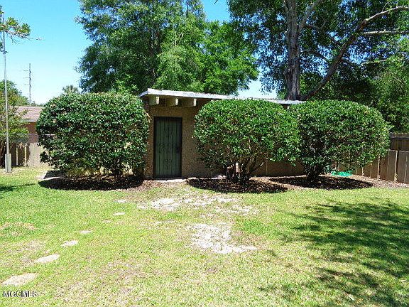 5th image of 2530 Bay Vista Dr