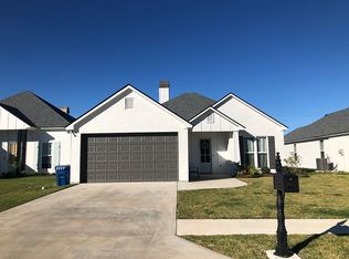 108 San Sebastian Dr, Youngsville, LA 70592