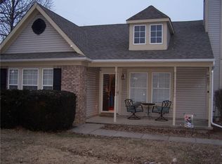 8476 Blacksmith Ct, Fishers, IN 46038