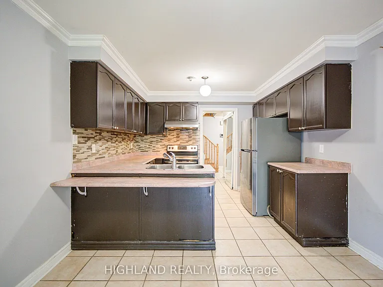 5327 Landsborough Ave #UPPER LEVEL — Photo 16