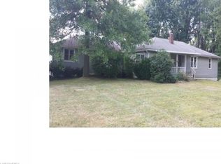 4580 Cottage Grove Rd, Uniontown, OH 44685