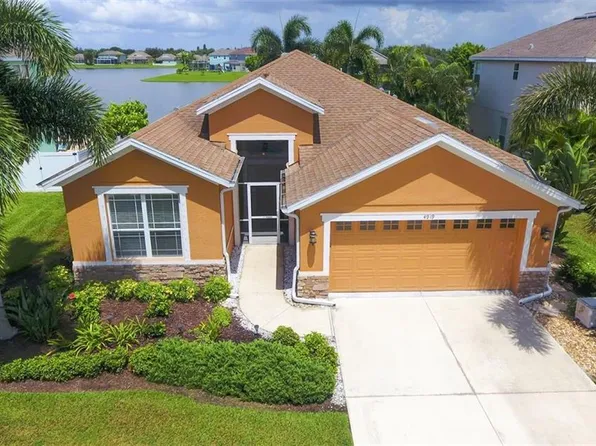 4919 60th Dr E, Bradenton, FL 34203