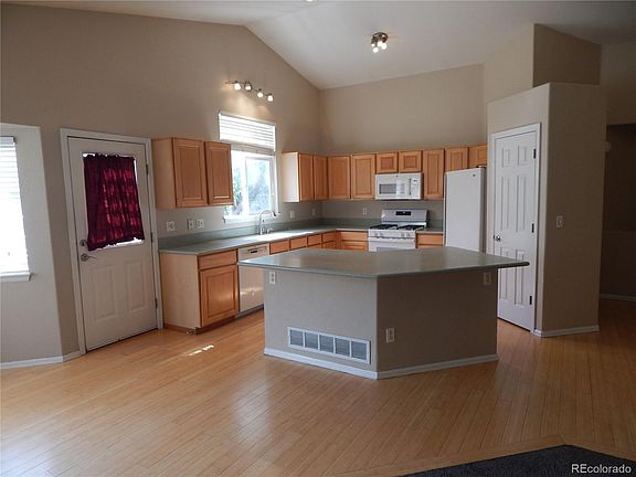 3rd image of 583 S 24th Avenue