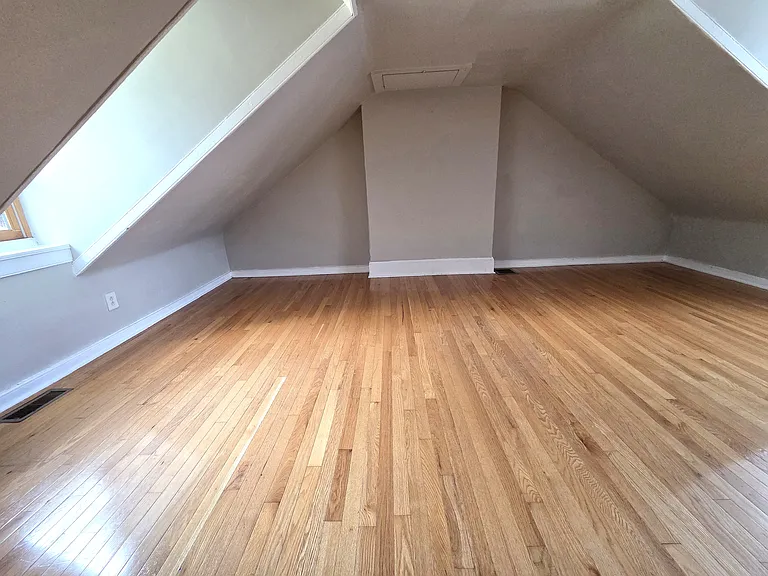 348 S 16th St #3F — Photo 12